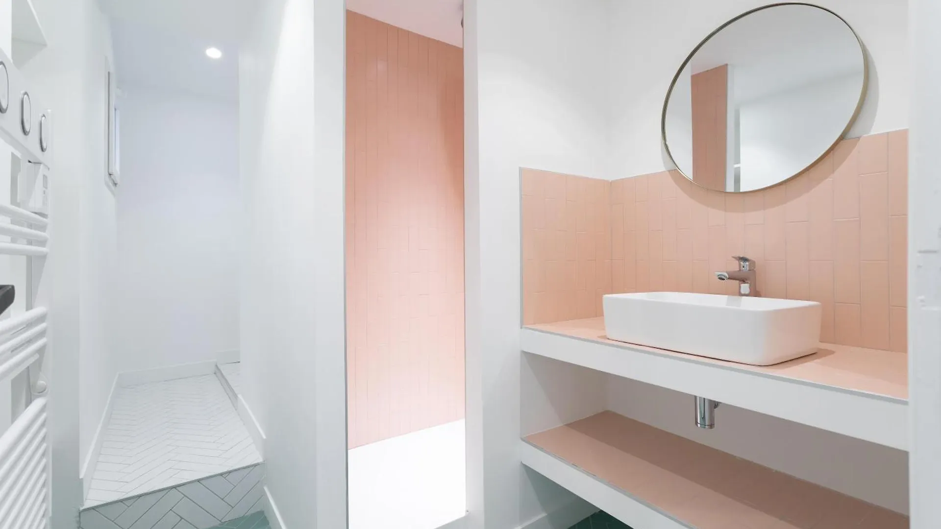 Appartement Vieux Port Avec 2 Chambres Marseille 0*,  France